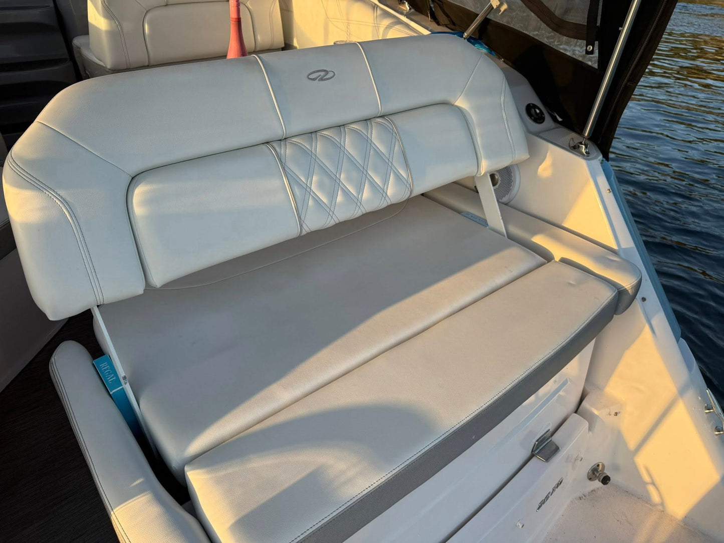 Regal 26 xo seat blocks
